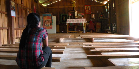 Iglesia aka en las inmediaciones de Chiang Mai Iglesia aka en las inmediaciones de Chiang Mai