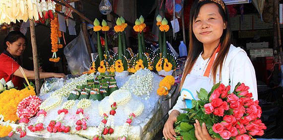 Vendedora de Flores en Chiang Mai